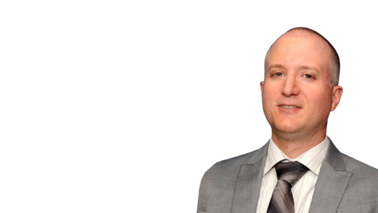 Dr Ed Timmons evaluates the costs and benefits of occupational licensing in the US and UK