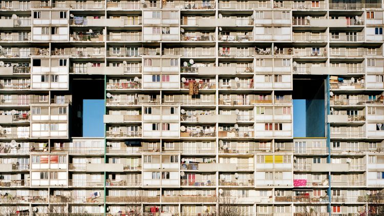 Photograph o a block of flats in the banlieues of northern paris