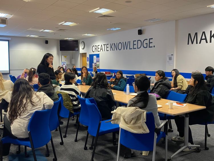 Connecting students with alumni: A career story with Penny Zhan