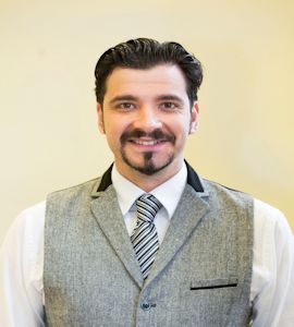Profile photograph Babis Saridakis