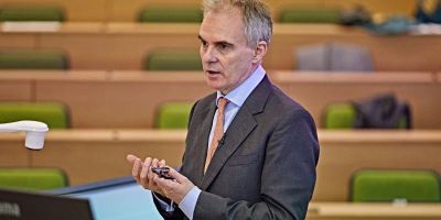 Dr Ben Broadbent