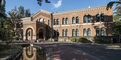 Hitotsubashi university