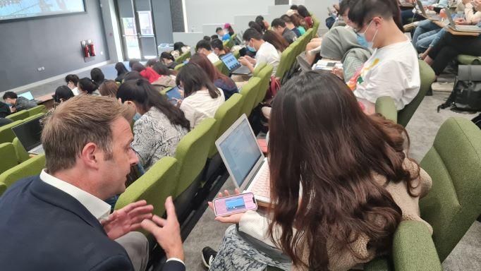 Leeds students using amplify trading platform