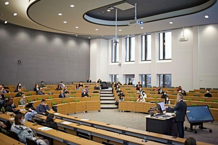 Lecture taking place in the Esther Simpson lecture theatre